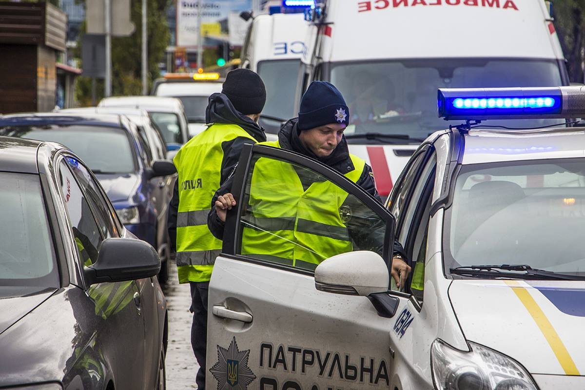 На месте аварии работали патрульные