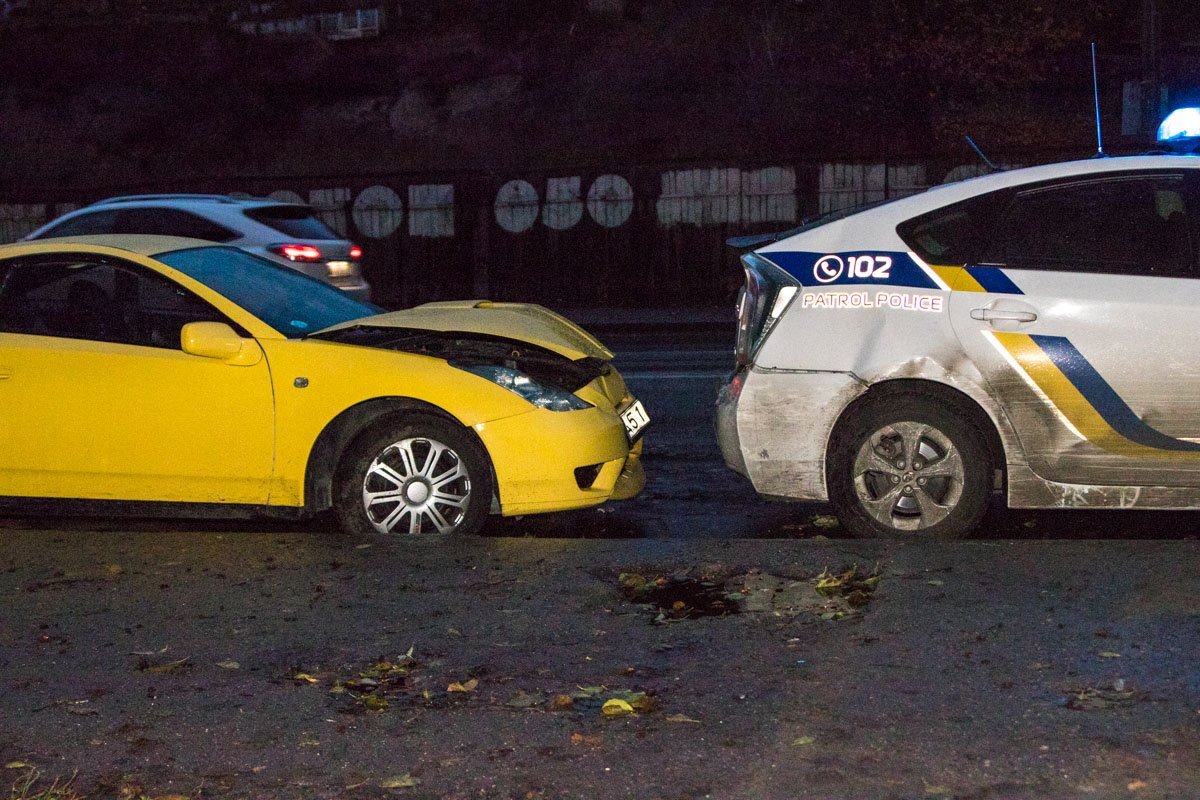 По словам полицейских, Toyota Celica ехал на высокой скорости