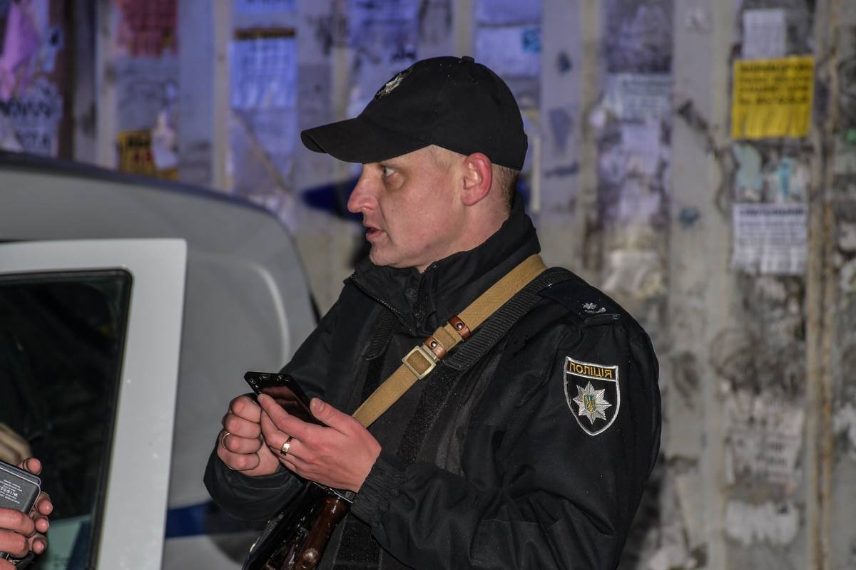 Больше 3 часов правоохранители не допускали журналистов к месту происшествия