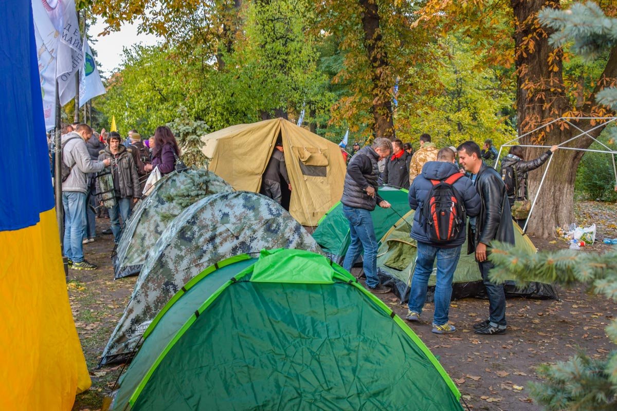 Палаточный городок под Радой