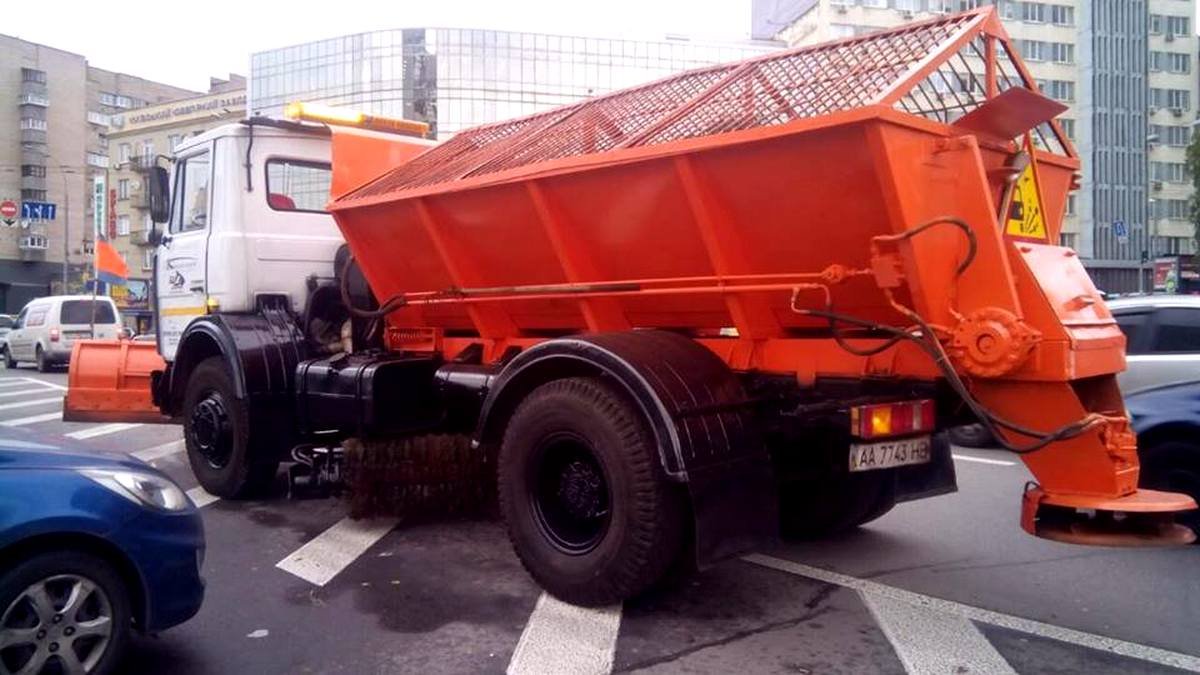 Снегоуборочная техника в Киеве