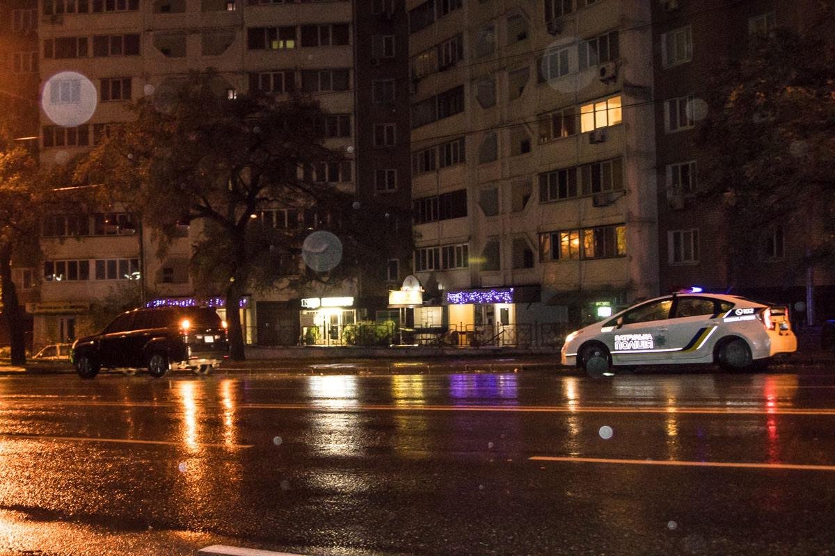 На место ДТП прибыла патрульная полиция