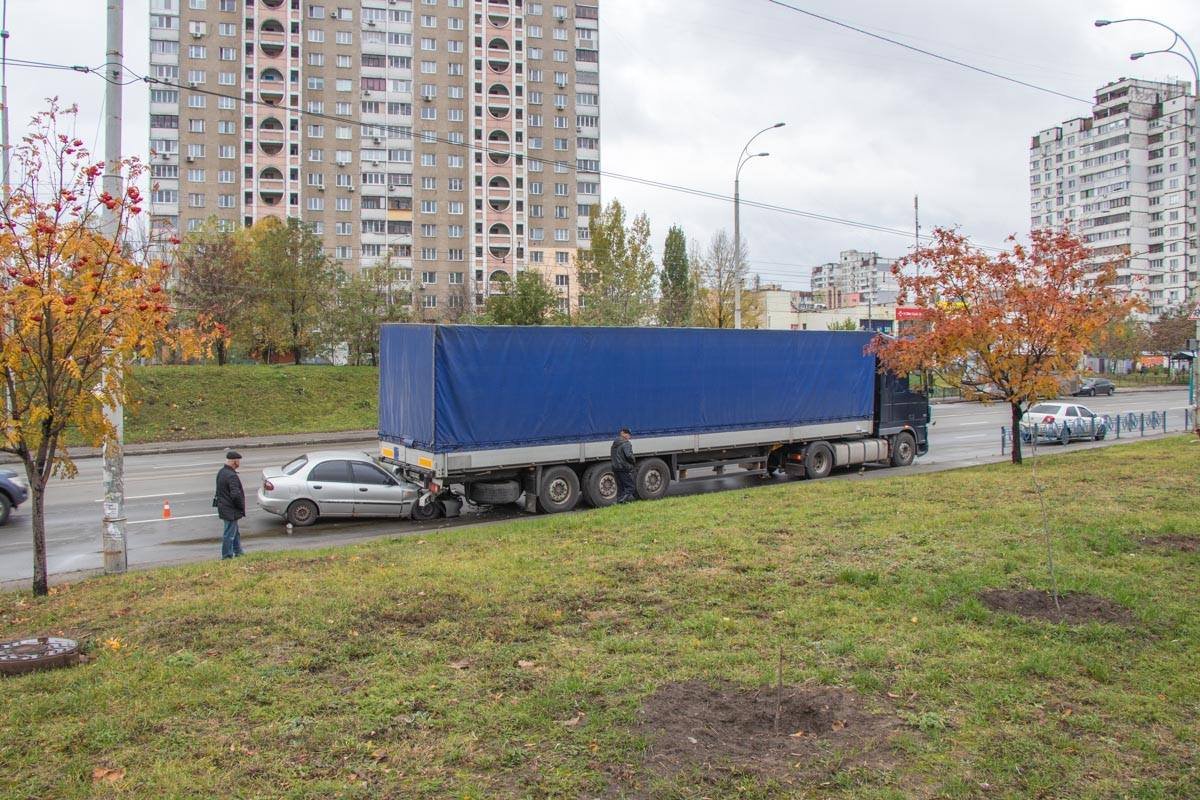 Движение по улице не затруднено