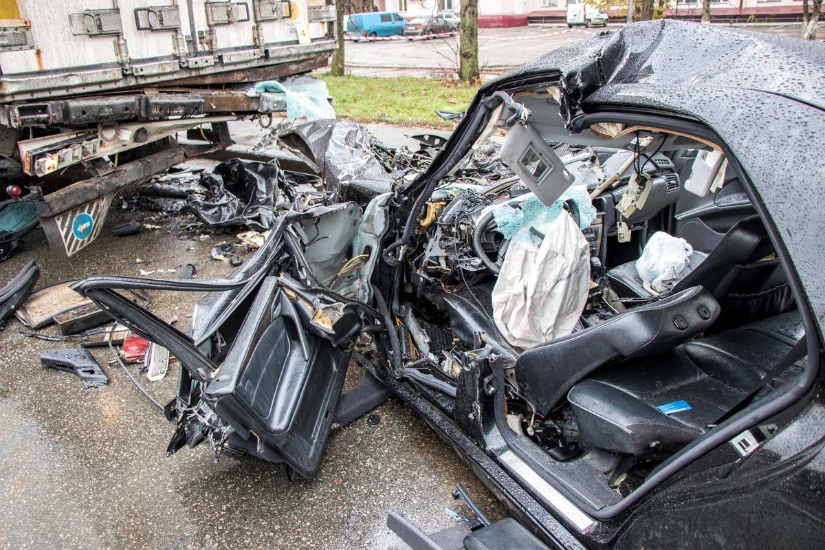 Сработали все подушки безопасности, но это не помогло 