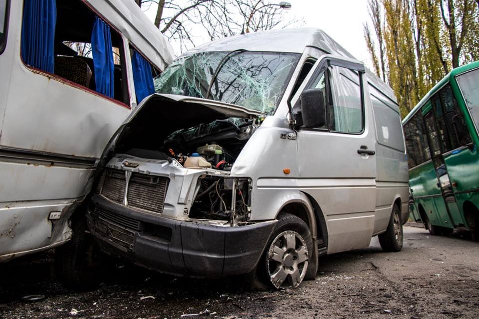 Водителя Volkswagen забрала скорая