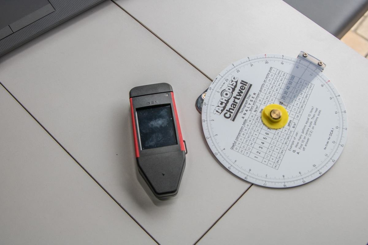 Подобное оборудование используют инспектора стран Евросоюза Подобное оборудование используют инспектора стран Евросоюза