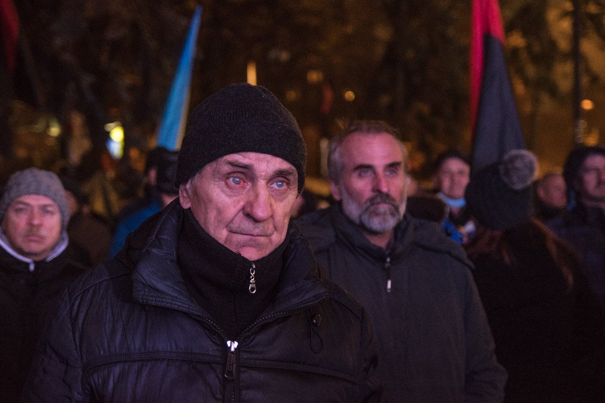 Основной контингент митинга - люди пенсионного возраста