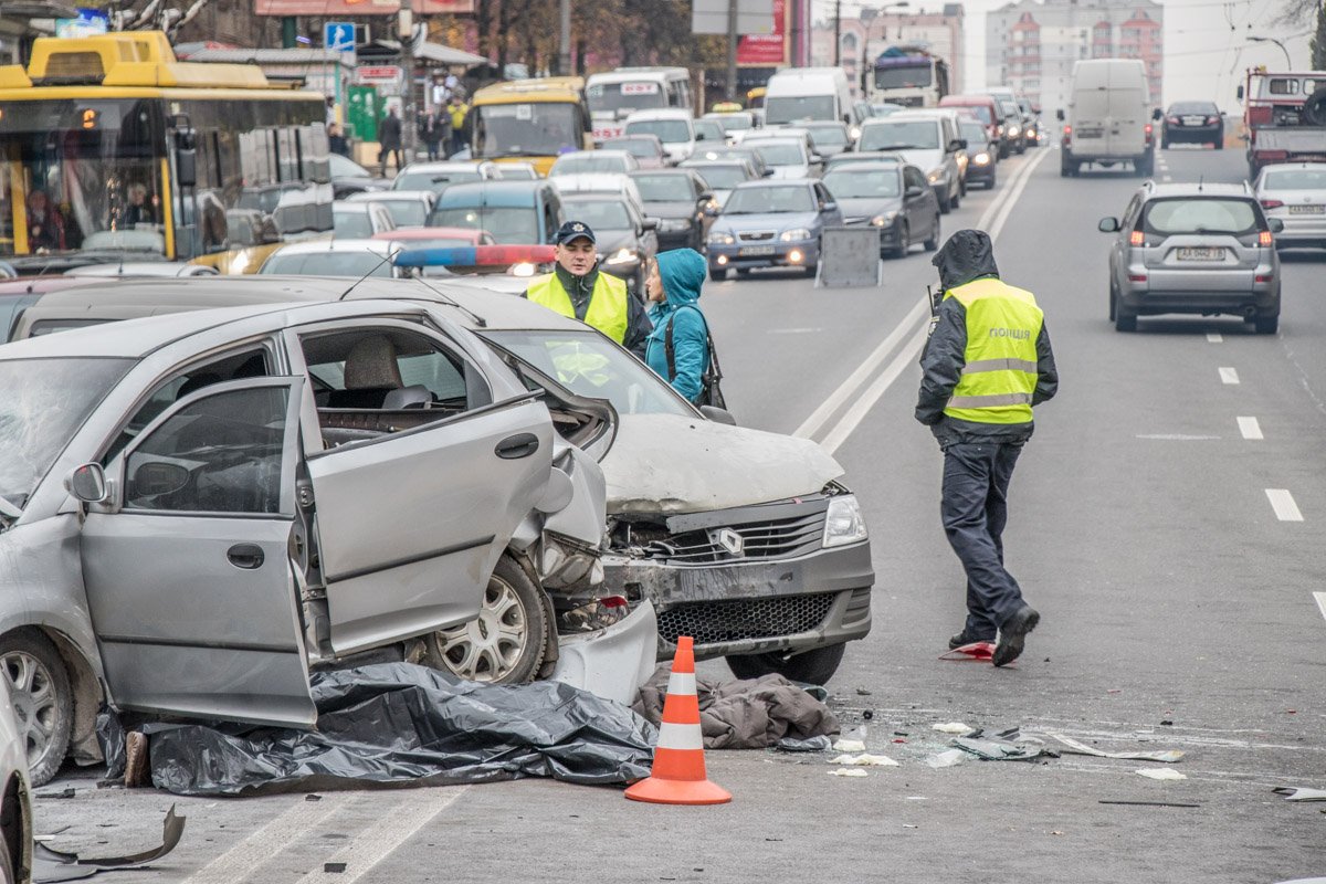 В аварии погиб мужчина - водитель Chery
