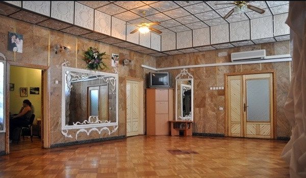 Согласно предложению автора проекта, необходимо отремонтировать помещения Деснянского ЗАГСа и создать стильный Зал торжеств Согласно предложению автора проекта, необходимо отремонтировать помещения Деснянского ЗАГСа и создать стильный Зал торжеств