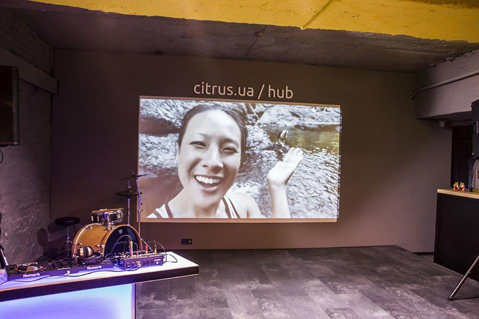 Огранизаторы провели видеопрезентацию продукта