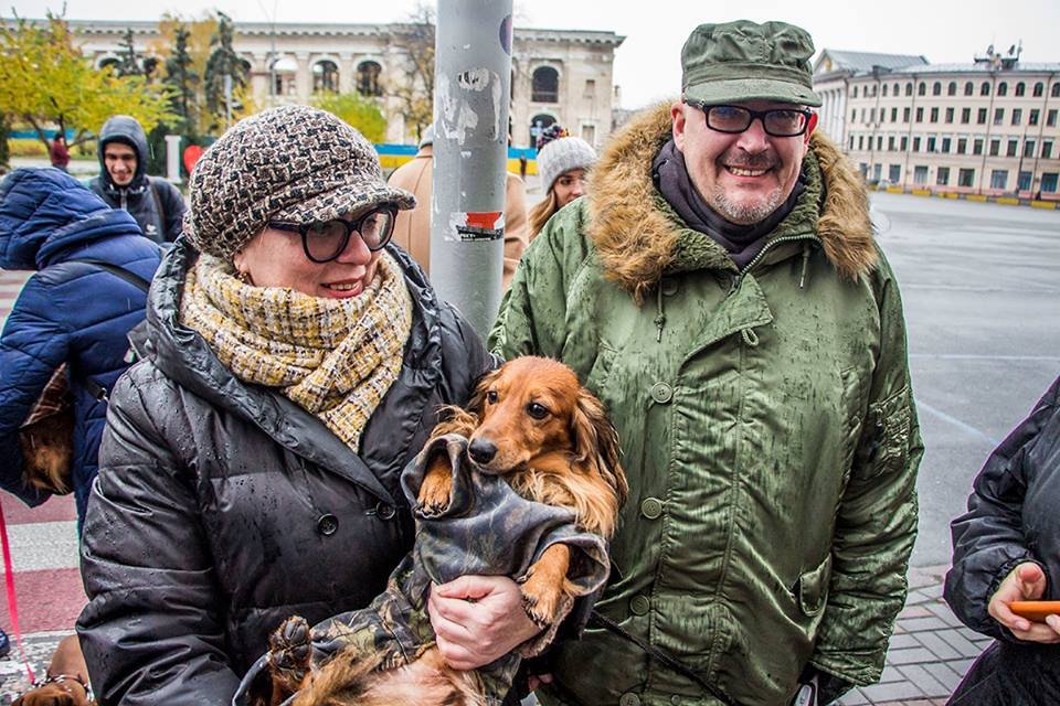 Некоторых принесли на руках