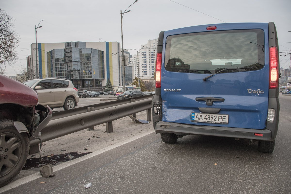 Renault Traffic почти не пострадал