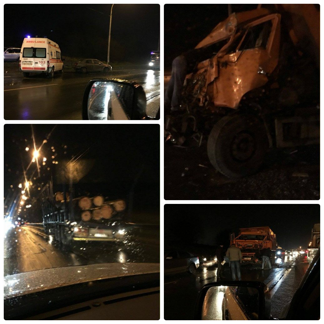 ДТП на улице Академика Заболотного: с лесовоза слетели бревна, есть пострадавшие