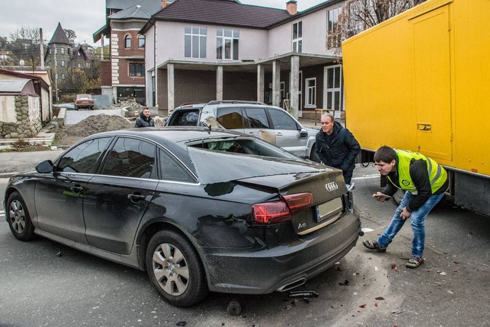 Мое авто стало последним, среди тех, которые сбил грузовик