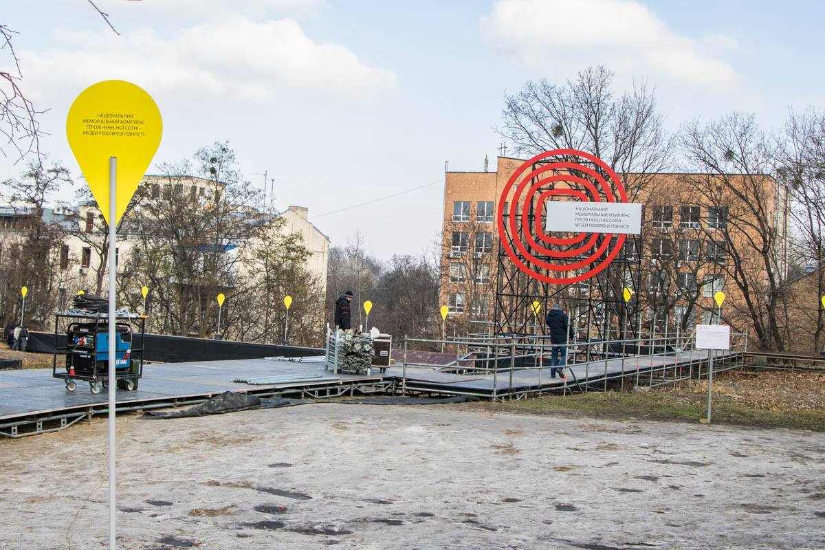 Пока здесь обустраивают территорию будущего музея Пока здесь обустраивают территорию будущего музея