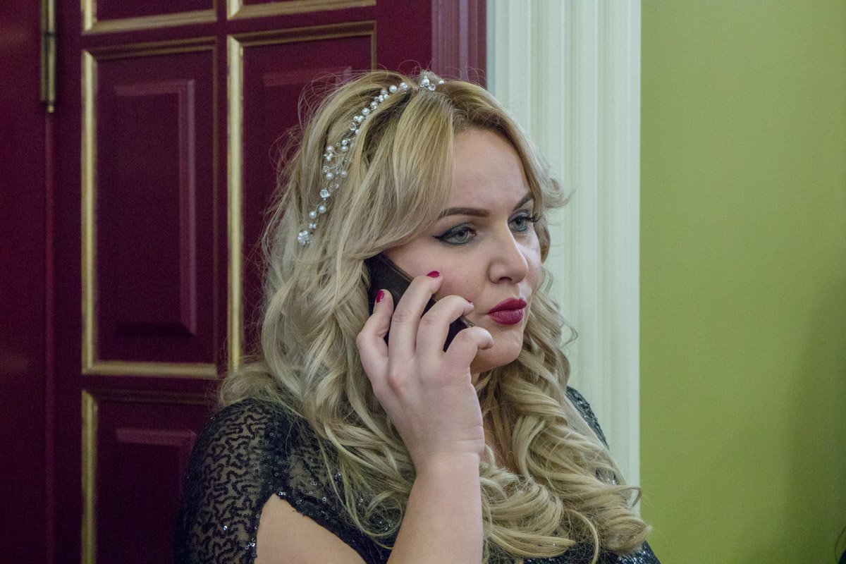 Строгий взгляд Строгий взгляд