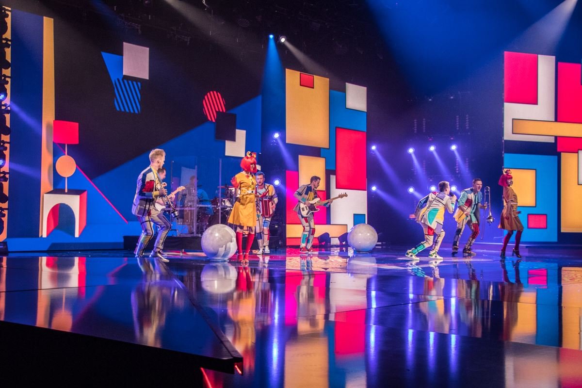 Группа «Каблуками по брусчатке»