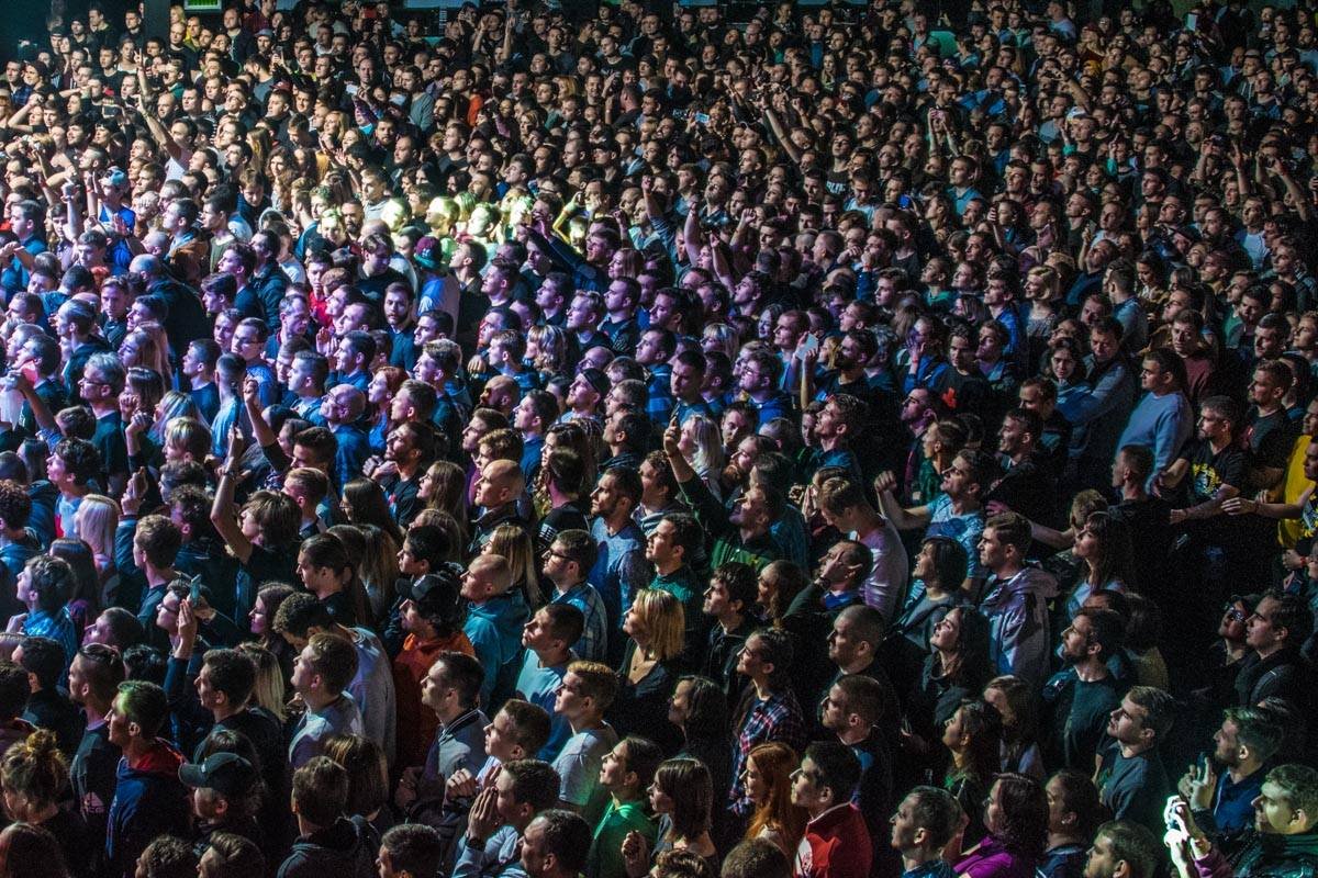 Зал "Stereo Plaza" был забит до отказа