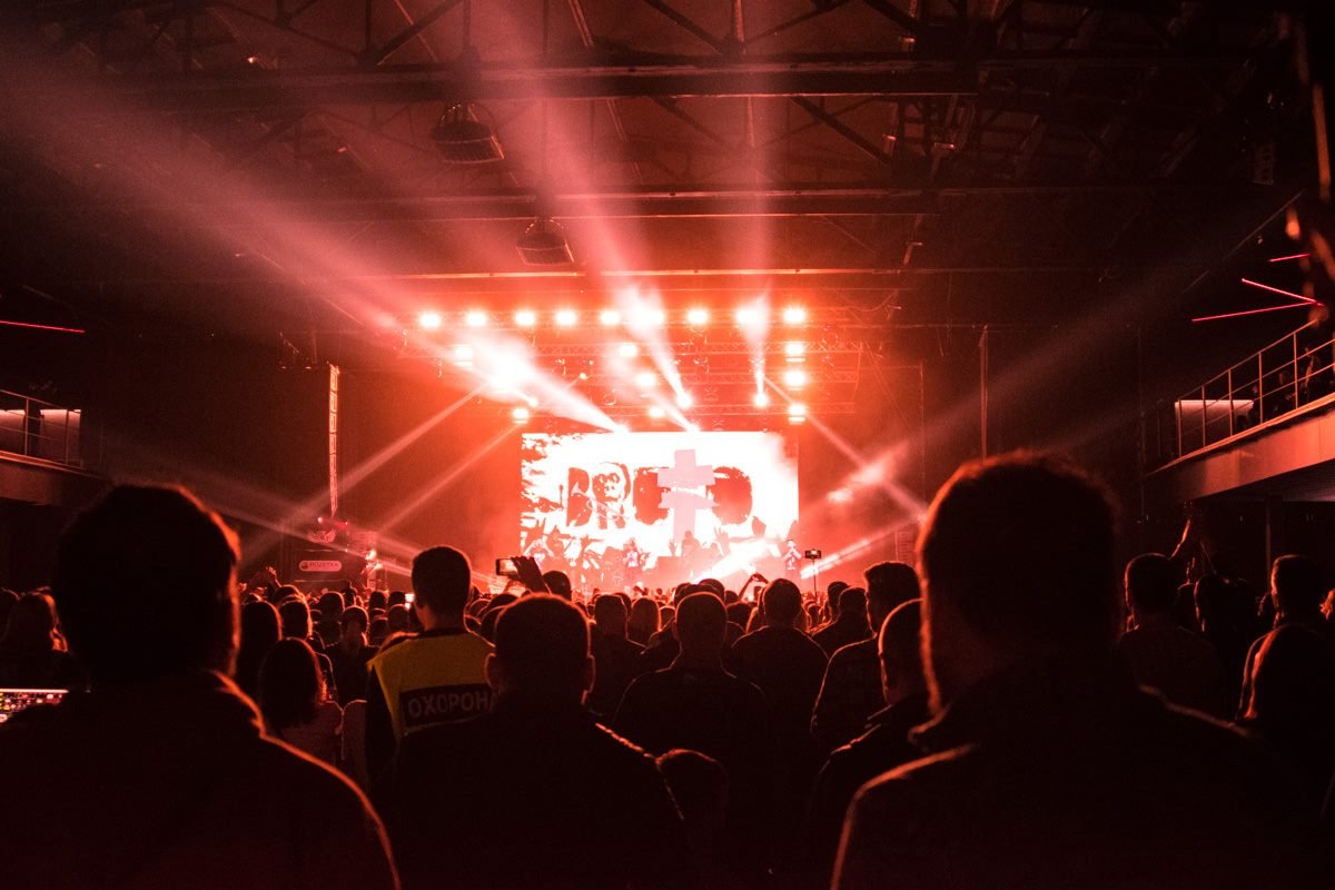 Свет на шоу бы на таком же высоком качестве, как и звуковое сопровоздение