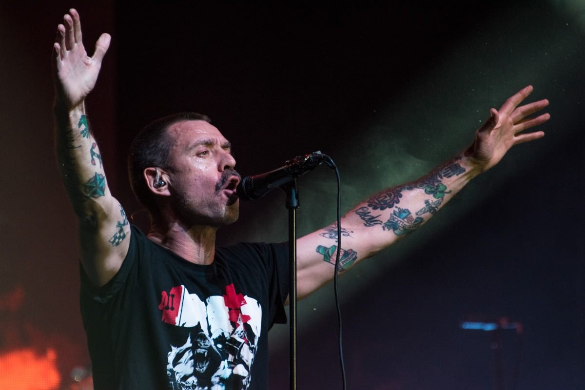 Похоже, аншлаги в Украине стали для экс-ляписов привычным явлением