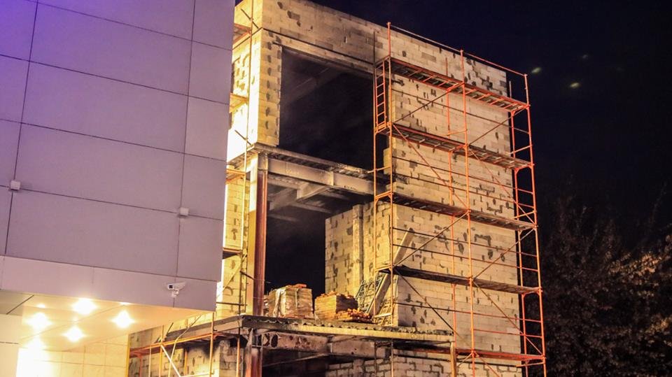 Дым было видно на проспекте Победы Дым было видно на проспекте Победы