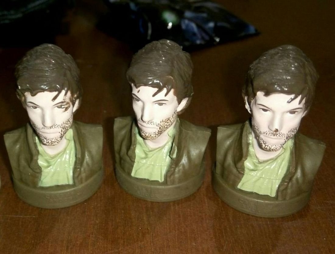 Фигурки Star Wars, "рогатая" единица и картина: ТОП вещей, которые можно обменять в Интернете 7