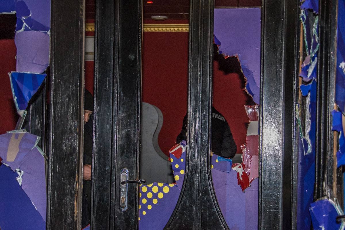 Правоохранители задержали около 10 активистов 