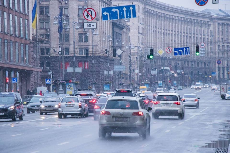 Пришло время переобуть свой автомобиль на зимнюю резину