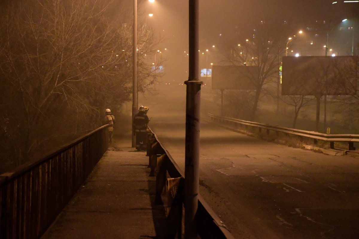 На месте работали спасатели На месте работали спасатели