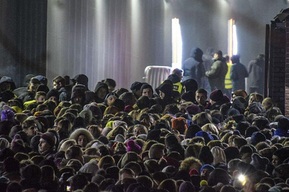 В Киеве заминировали клуб, в который приехала дать концерт группа Hurts