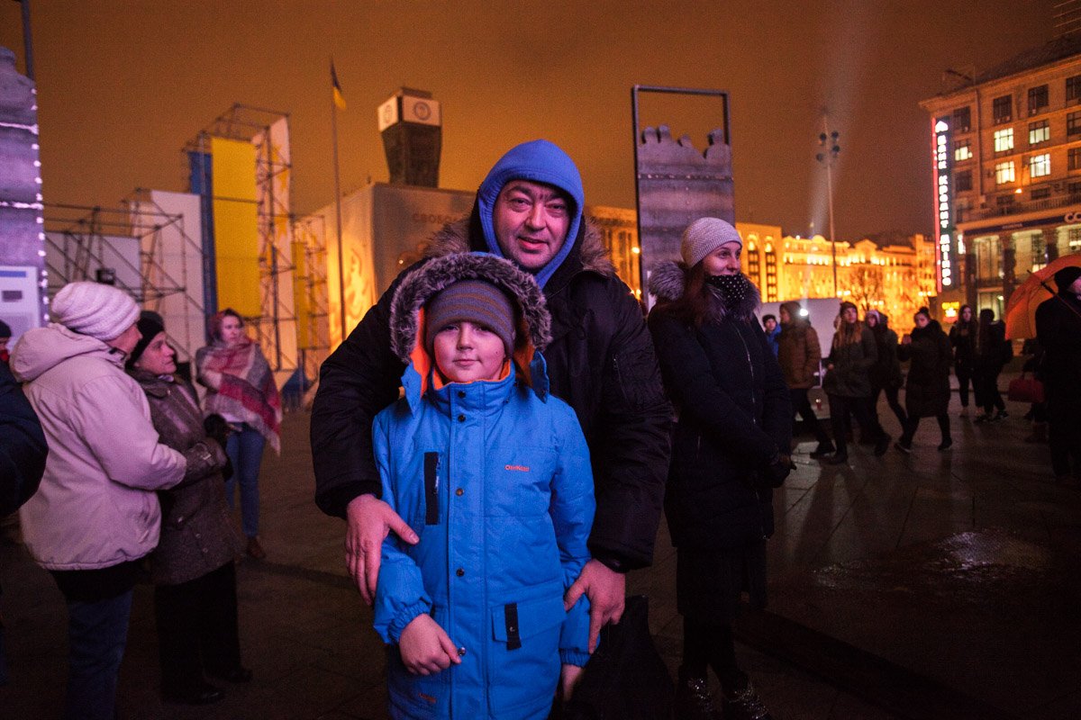 Прохожие с интересом наблюдали за акцией и восхищались потрясающим видом