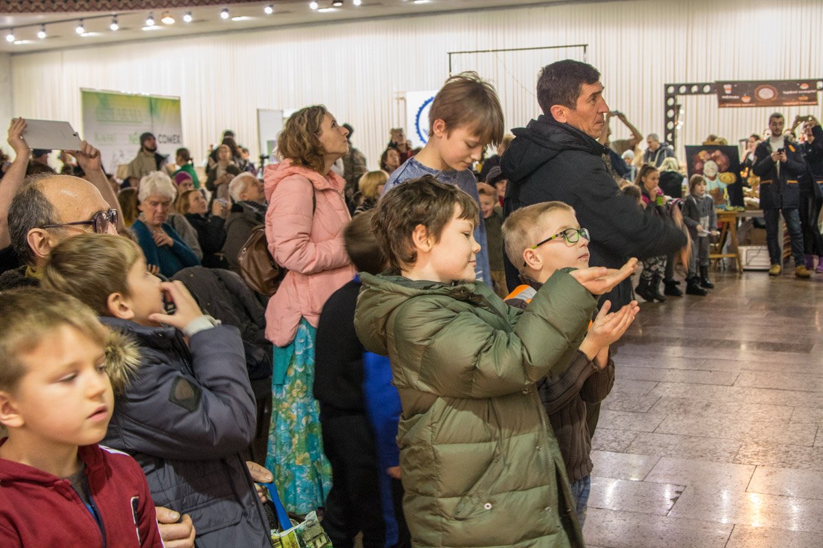 Особенно сладкая акция понравилась детям 