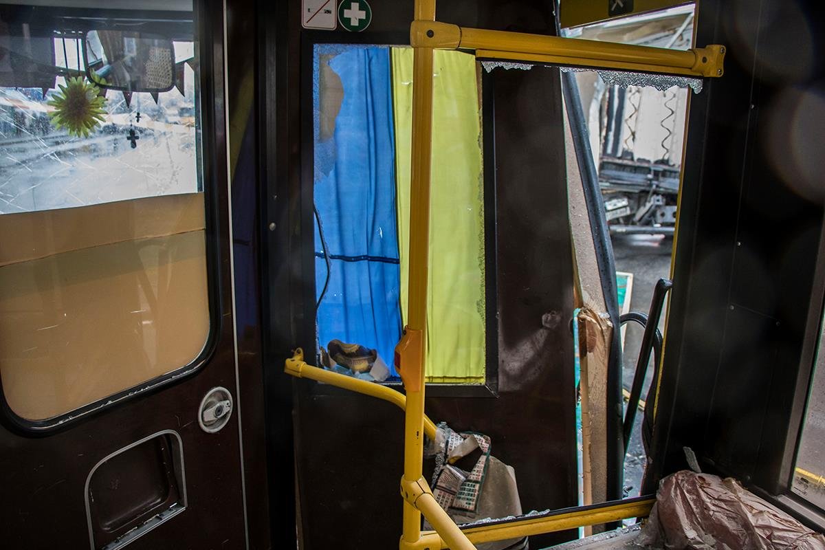 Одну пассажирку автобуса госпитализировали с подозрением на черепно-мозговую травму Одну пассажирку автобуса госпитализировали с подозрением на черепно-мозговую травму