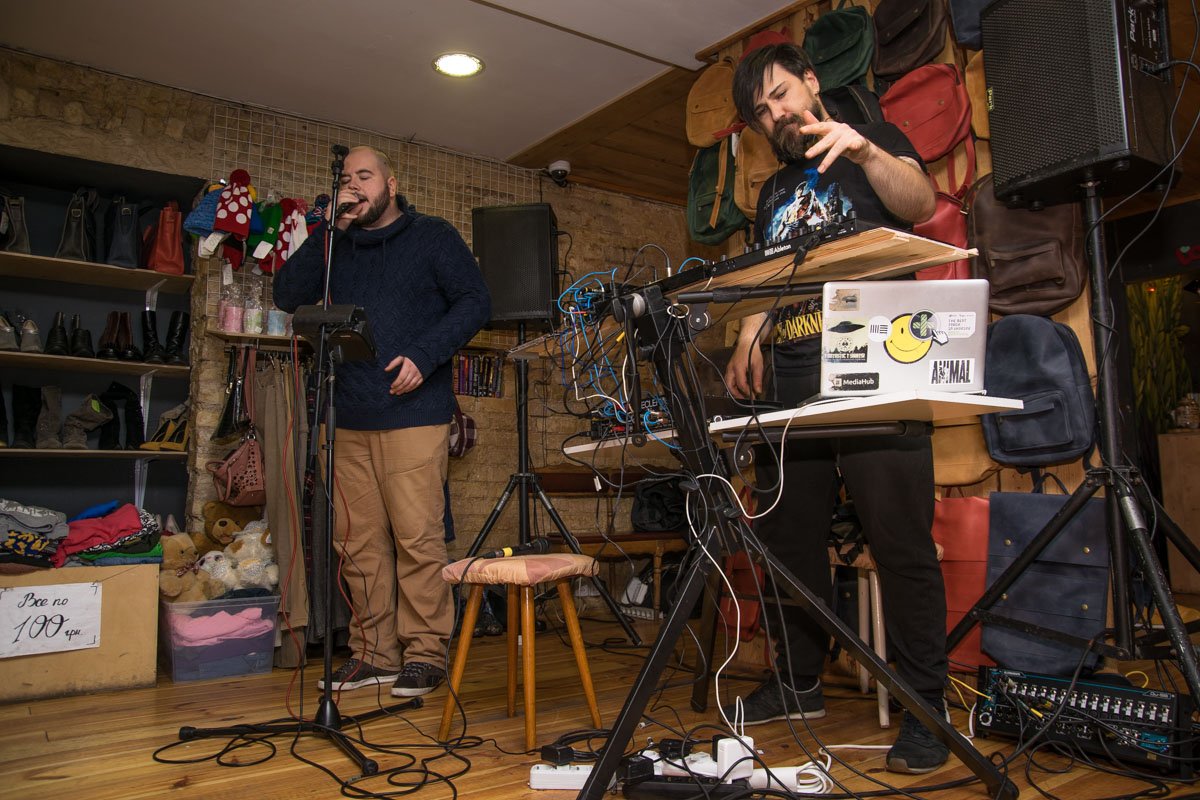 Для гостей Danielyan и Дима Сазонов устроили электронный джем