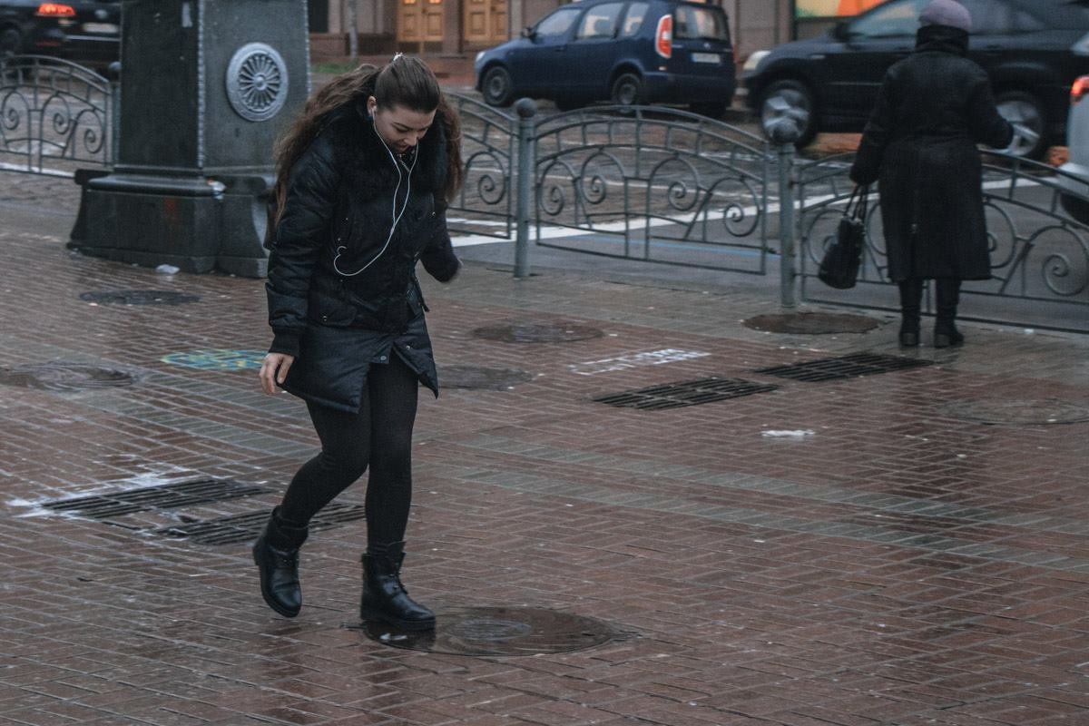 Тротуары покрылись слоем льда Тротуары покрылись слоем льда