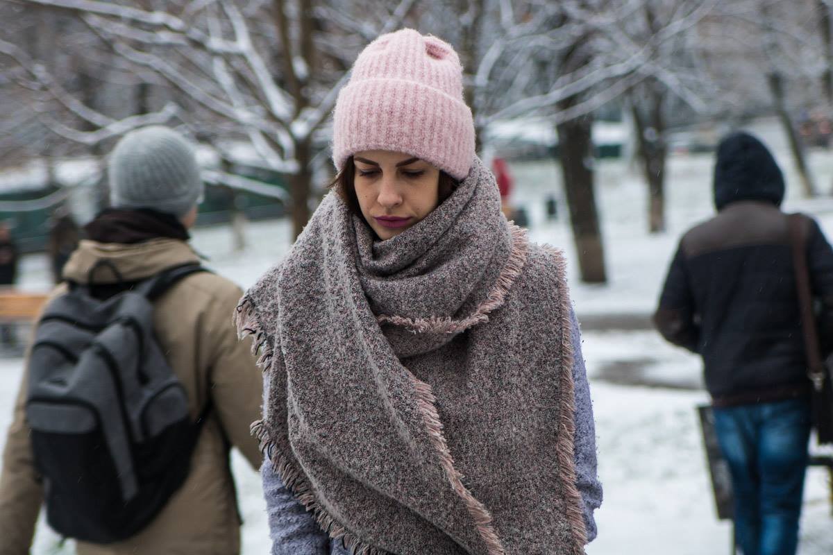 Украинские девушки красивые даже в шапках и укутанные шарфами