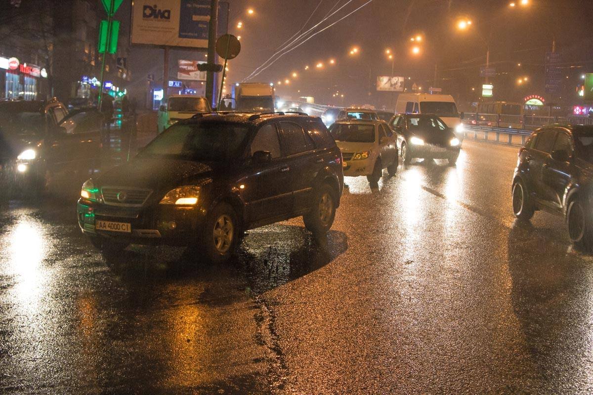 Водитель посла заявил, что без представителей посольства Египта дипломат не будет давать никаких комментариев.