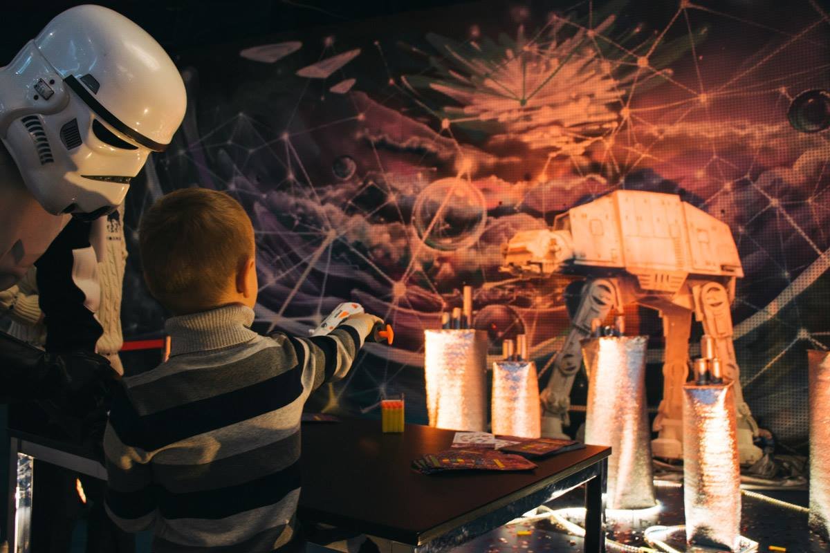 Также с мульт-персонажами можно было поиграть