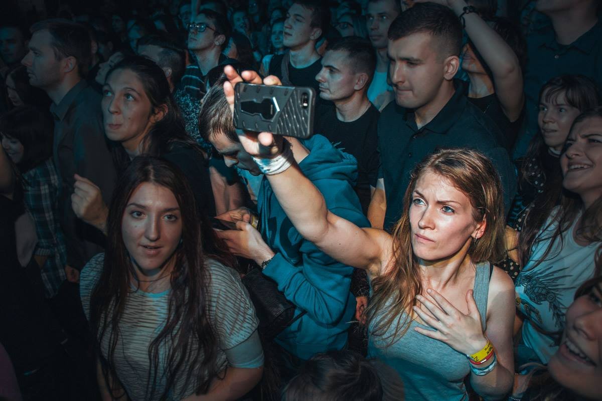 Рокеры достучались до сердец своих слушателей Рокеры достучались до сердец своих слушателей