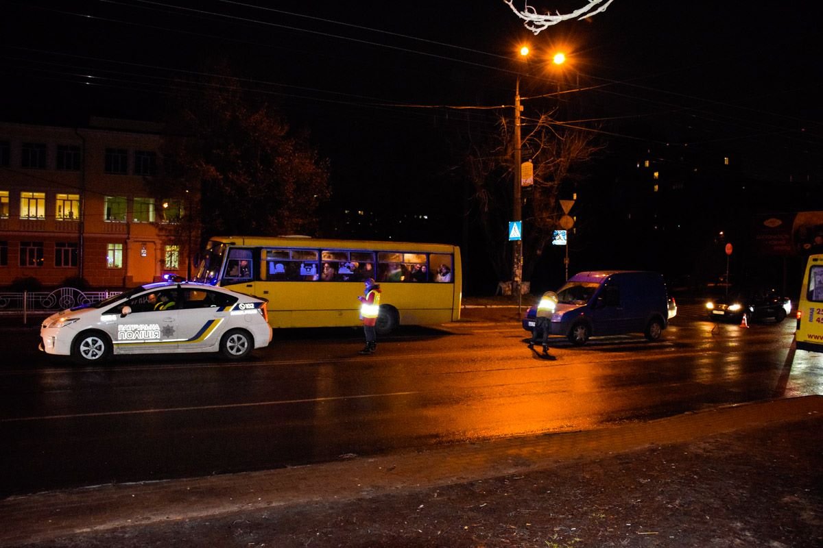 Водитель говорит, другой автомобиль перекрыл видимость перехода