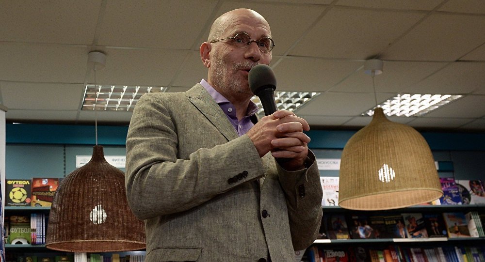 Акунин в списке запретной литературы Акунин в списке запретной литературы