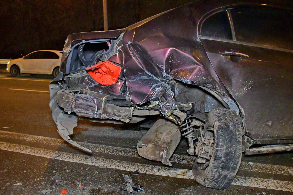 Из-за аварии на проспекте образовалась пробка 