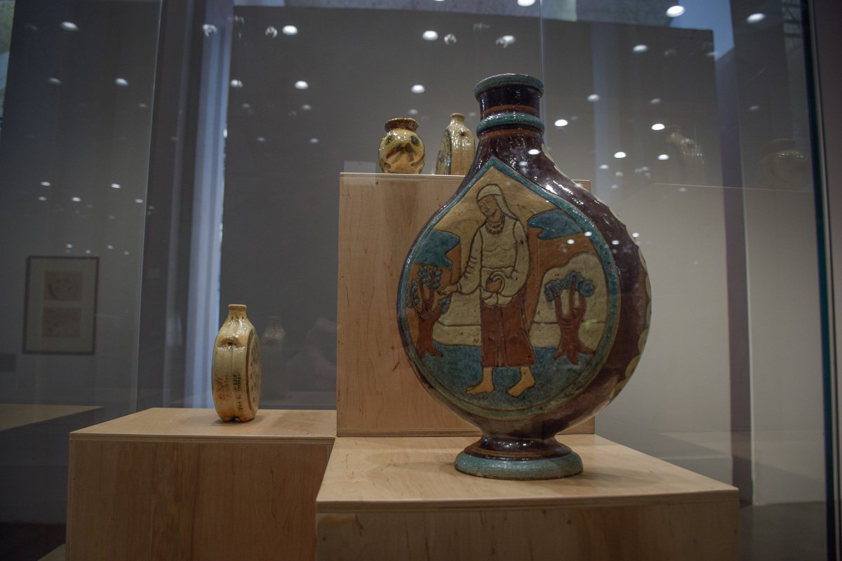 Наследие бойчукистов включает и керамику Наследие бойчукистов включает и керамику