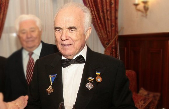 Виталий Масол умер на 90-м году жизни. Виталий Масол умер на 90-м году жизни.