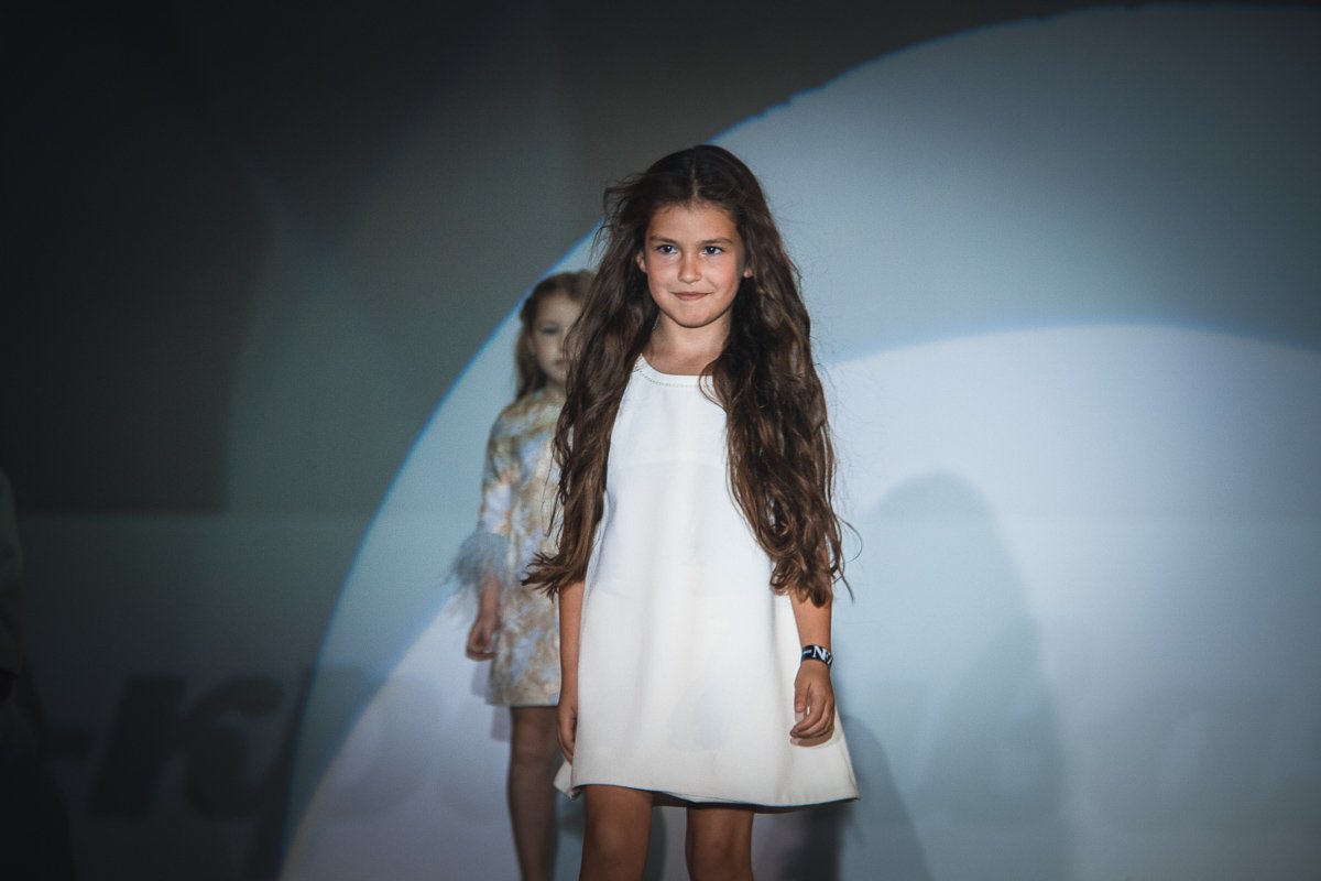 Такие маленькие, а уже модели на fashion-показах