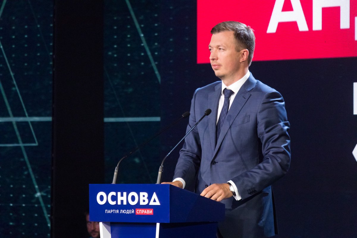 Единственное, что может объединить Украину – мир и благосостояние Единственное, что может объединить Украину – мир и благосостояние