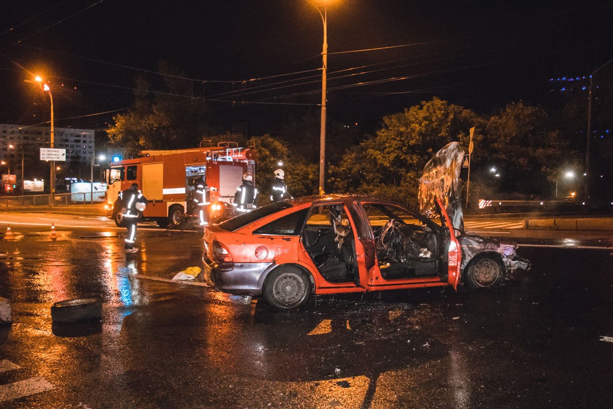 23 сентября в Киеве на Воздухофлотском проспекте произошло ДТП