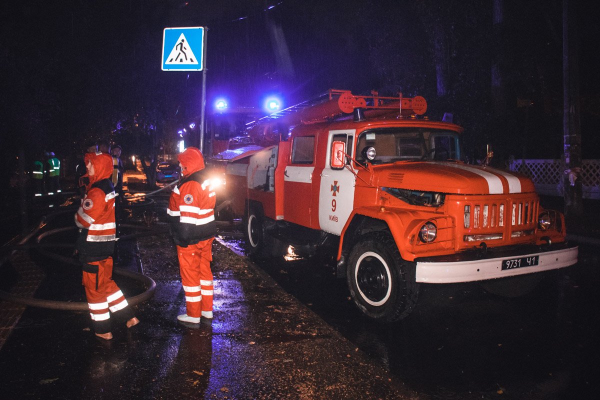 В ночь на 23 сентября в Киеве по адресу улица Львовская, 38 произошел пожар