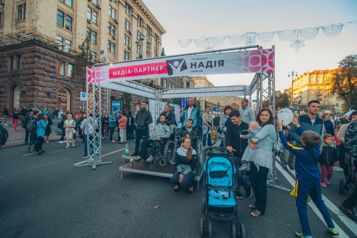 Не сдаваться и идти дальше, несмотря на многие лишения и ограничения Не сдаваться и идти дальше, несмотря на многие лишения и ограничения