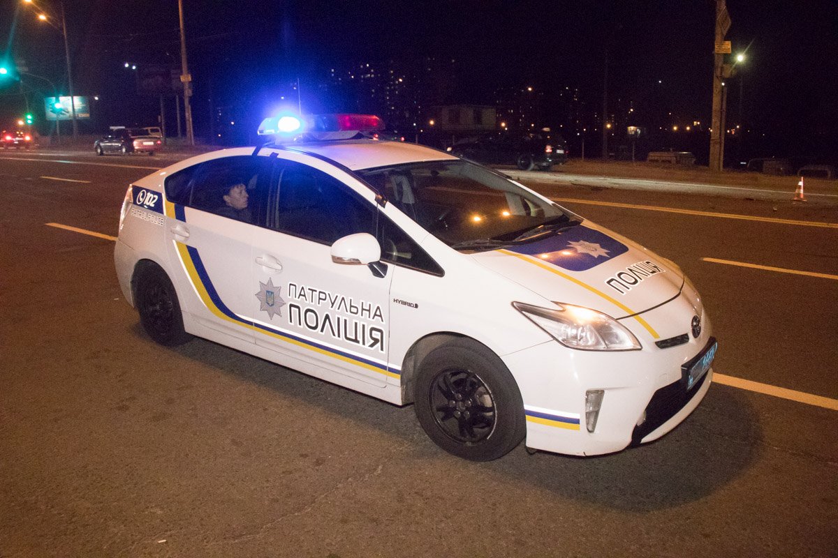 На месте работала патрульная полиция, медики и следственно-оперативная группа На месте работала патрульная полиция, медики и следственно-оперативная группа